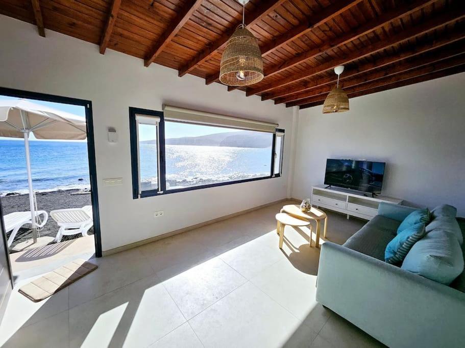 Casa Playa Quemada Junto Al Mar Villa Luaran gambar