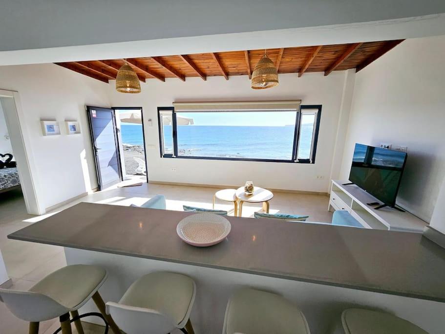 Casa Playa Quemada Junto Al Mar Villa Luaran gambar